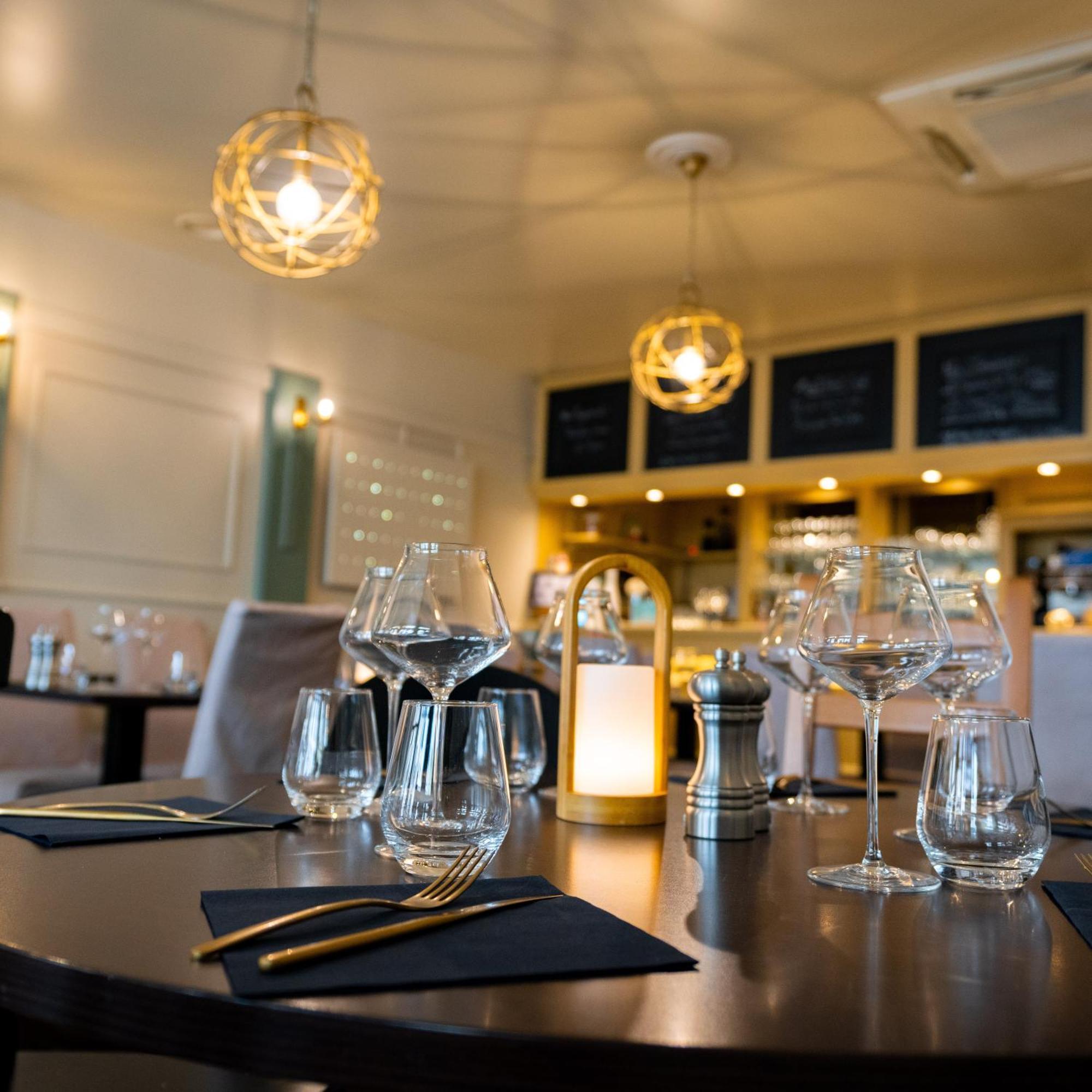Hotel Restaurant L'Industrie Saint-Omer  Ngoại thất bức ảnh