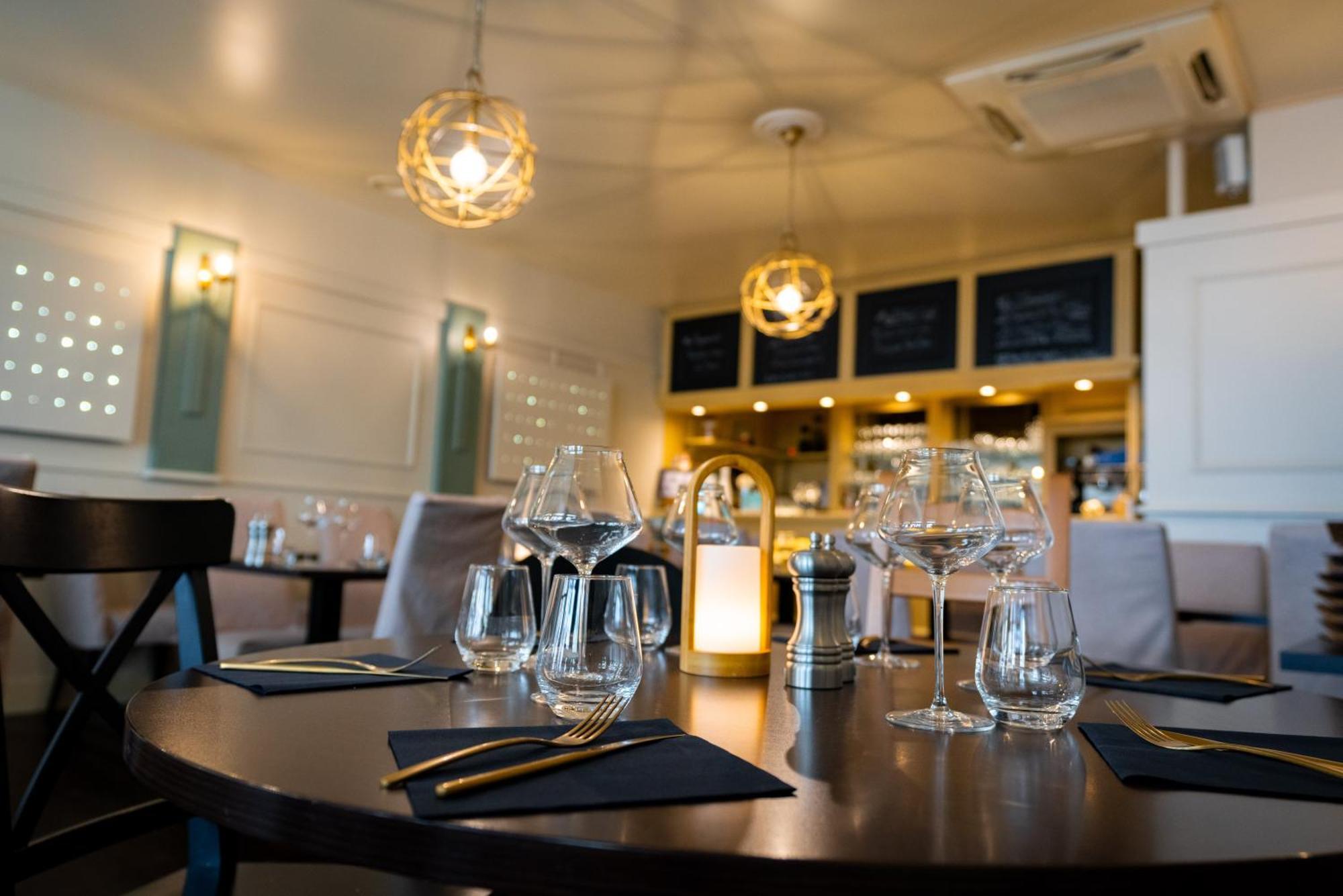 Hotel Restaurant L'Industrie Saint-Omer  Ngoại thất bức ảnh